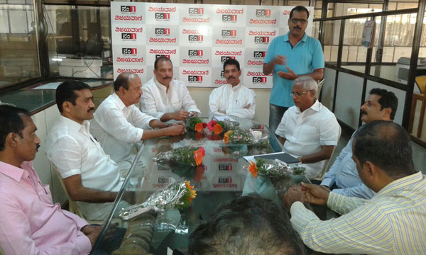 nalin-at-vijayavani-office