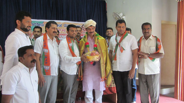 nalin-felicitation