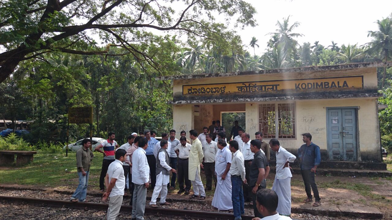 kodimbala-railway-station-8