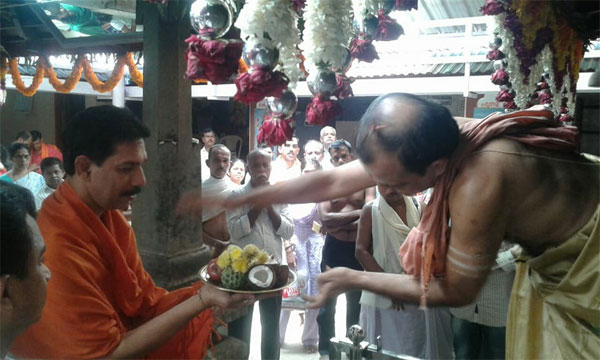 Marakata Temple visit (1)